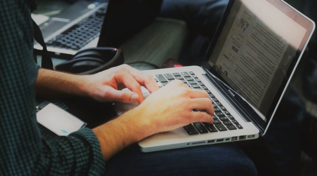 Cómo ganar dinero con tu blog o sitio web: artículos patrocinados