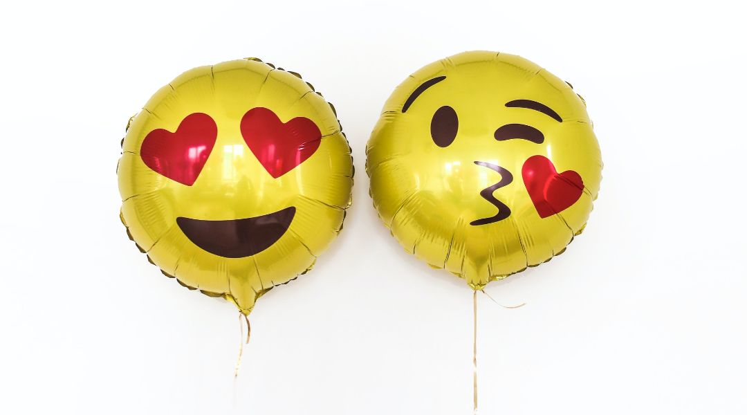 El Diccionario Oxford elige un emoji como palabra del año