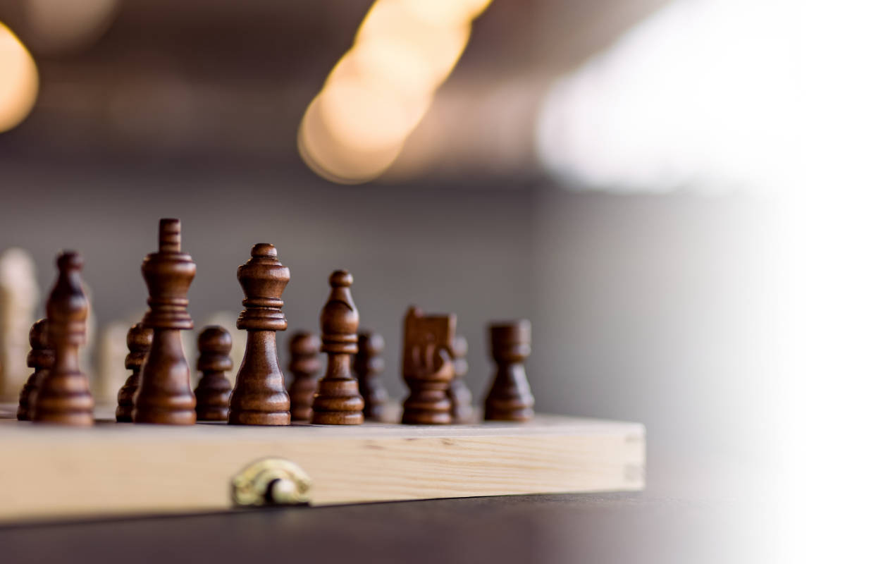 Portafolio /&nbsp;Imagen corporativa&nbsp;/&nbsp;Alineo - Ajedrez al máximo nivel